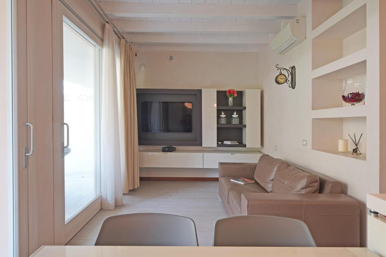 Giulia Luxury Apartment Sirmione Exterior photo